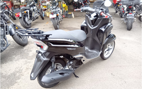 YAMAHA TRICITY 125 SE82J