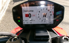 DUCATI  DUCATI  STREET  FIGHTER V2 2023 3F00