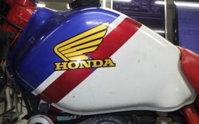 HONDA FTR223 MC34