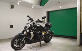 DUCATI DIAVEL X 2016