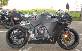 HONDA CBR600RR ABS 2025 PC40