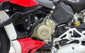 DUCATI STREET FIGHTER V4S 2020 FA00