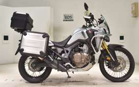 HONDA CRF1000L AFRICA TWIN 2018 SD04
