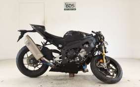 HONDA CBR1000RR R 2025 SC82
