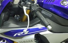 YAMAHA YZF-R1 2015