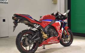 HONDA CBR600RR 2024 PC40