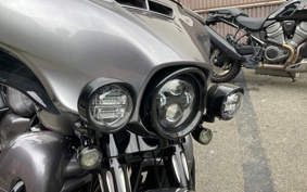 HARLEY FLHTKSE CVO 2019 TEH