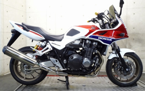 HONDA CB1300 SUPER  BOL DOR ABS 2017 SC54
