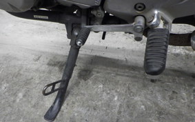 SUZUKI GSR250 1997