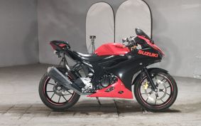 SUZUKI GSX-R125 DL33B