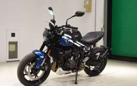 TRIUMPH TRIDENT 660 2025