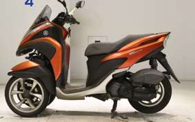 YAMAHA TRICITY 125 1998 SE82J