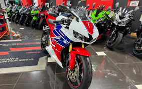 HONDA CBR600RR 2013 PC40