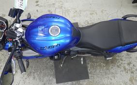 TRIUMPH STREET TRIPLE 85 2013