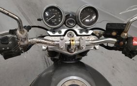 SUZUKI INAZUMA 400 GK7BA