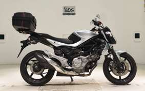 SUZUKI GLADIUS 2015 VK58A