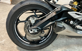 TRIUMPH TRIPLE MOTO2ED 2023 HDA624