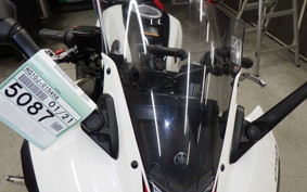 YAMAHA YZF-R25 2018 RG10J