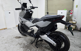 HONDA X-ADV 750 2025 RH21