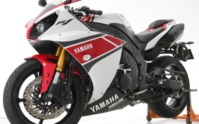 YAMAHA YZF-R1 WGP 50th 2012 RN24J