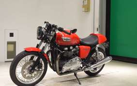 TRIUMPH THRUXTON 900 2009