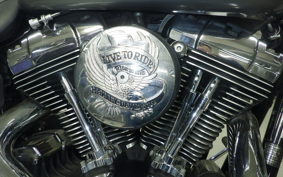 HARLEY FXDWGI 1450 2005