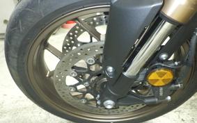 HONDA CB650R E-Clutch 2024 RH17