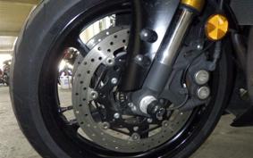 YAMAHA YZF-R6 2019
