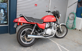 SUZUKI GSX-750 1985 GS75X
