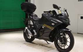 SUZUKI GIXXER 250 SF 2010 ED22B