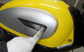 DUCATI SCRAMBLER ICON 2016