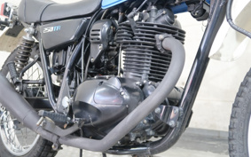 KAWASAKI 250TR BJ250F