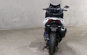 YAMAHA T-MAX 530 DX SJ15J