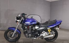 YAMAHA XJR1300 2000 RP03J