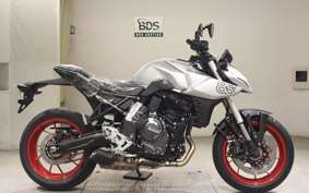 SUZUKI GSX-8S 2000 EM1AA