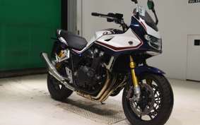 HONDA CB1300SB SUPER BOLDOR SP 2023 SC54