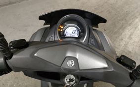 YAMAHA N-MAX 155 SG50J