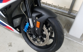 BMW M1000R 2023 0E81