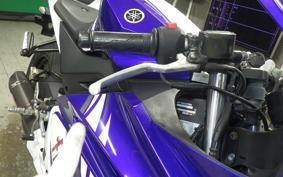 YAMAHA YZF-R125