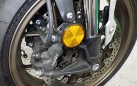 HONDA CB650R E-Clutch 2025 RH17