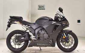 HONDA CBR600RR 2024 PC40