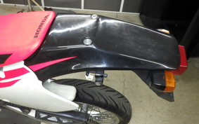 HONDA CRM250AR 2004 MD32