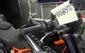 KTM 1290 SUPER DUKE R 2014