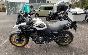 SUZUKI DL650 ( V-Strom 650 ) C733M
