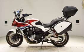 HONDA CB1300SB SUPER BOLDOR 2015 SC54