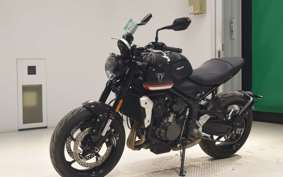 TRIUMPH TRIDENT 660 2025