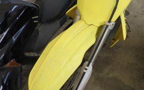SUZUKI RM125 2023