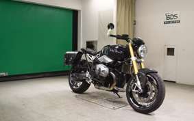 BMW R NINE T 2014