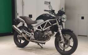 HONDA VTR 250 Gen. 2 MC33