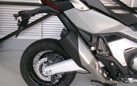 HONDA X-ADV 750 2025 RH21